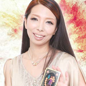 タロットマスタ吉岡先生のプロフィール