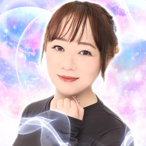 美園千花先生